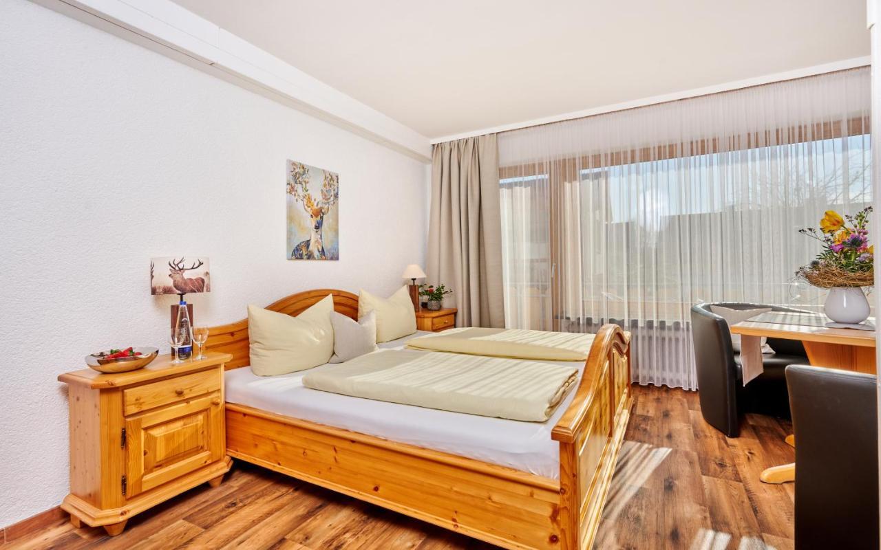 Hotel Restaurant Zum Goldenen Anker Mit Hallenbad & Wellnessbereich Windorf  Экстерьер фото