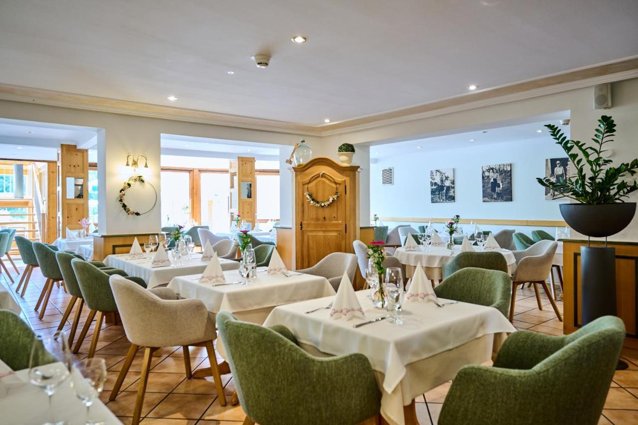 Hotel Restaurant Zum Goldenen Anker Mit Hallenbad & Wellnessbereich Windorf  Экстерьер фото