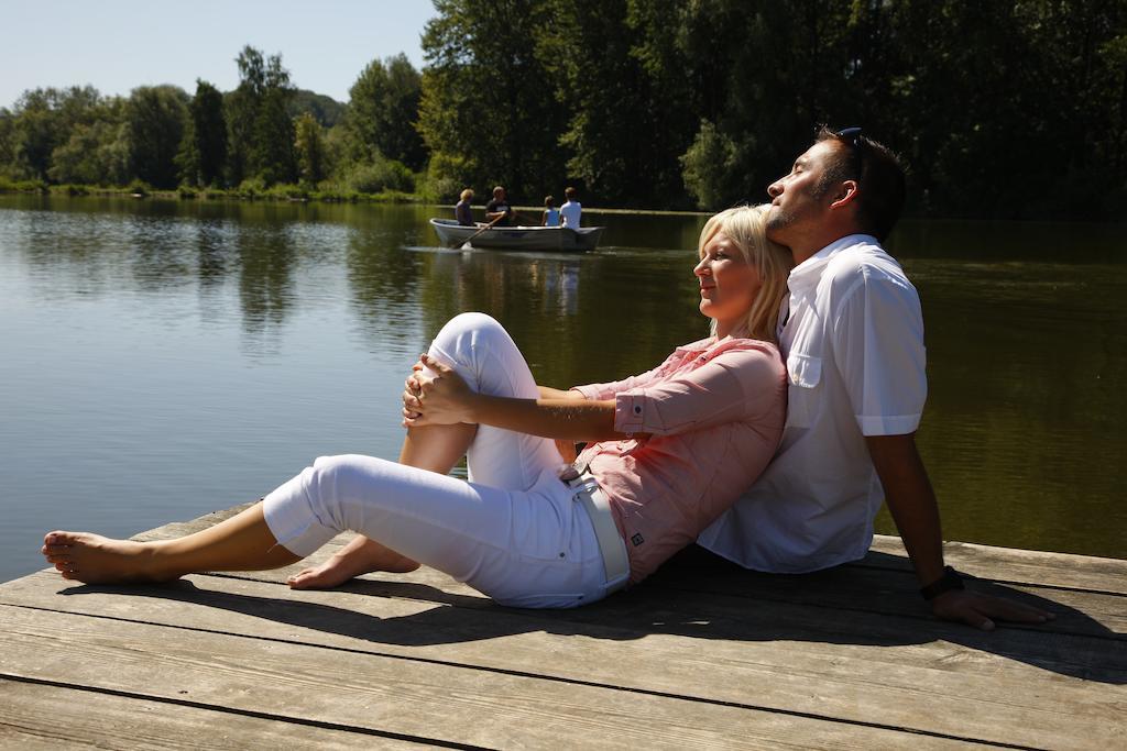 Hotel Restaurant Zum Goldenen Anker Mit Hallenbad & Wellnessbereich Windorf  Номер фото